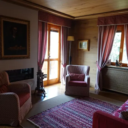 Charme & Luxury Apartament